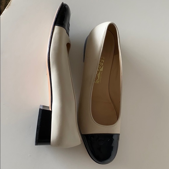 Ferragamo designer vintage contrast dhoes - Picture 3 of 3